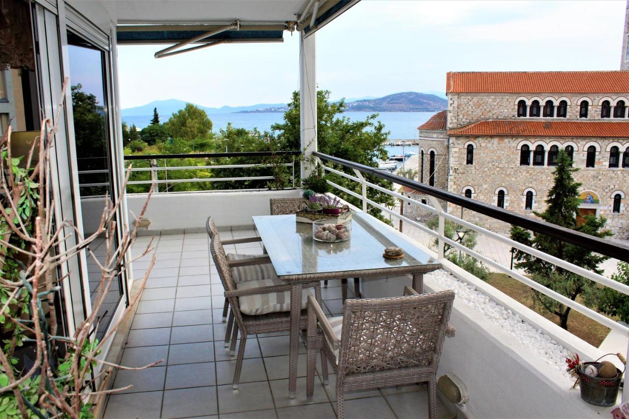 Luxury Sea View Apartment Волос Екстериор снимка
