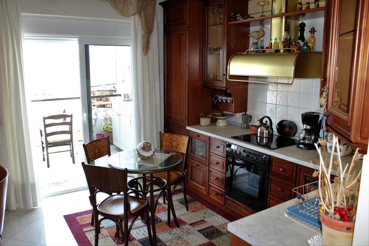 Luxury Sea View Apartment Волос Екстериор снимка