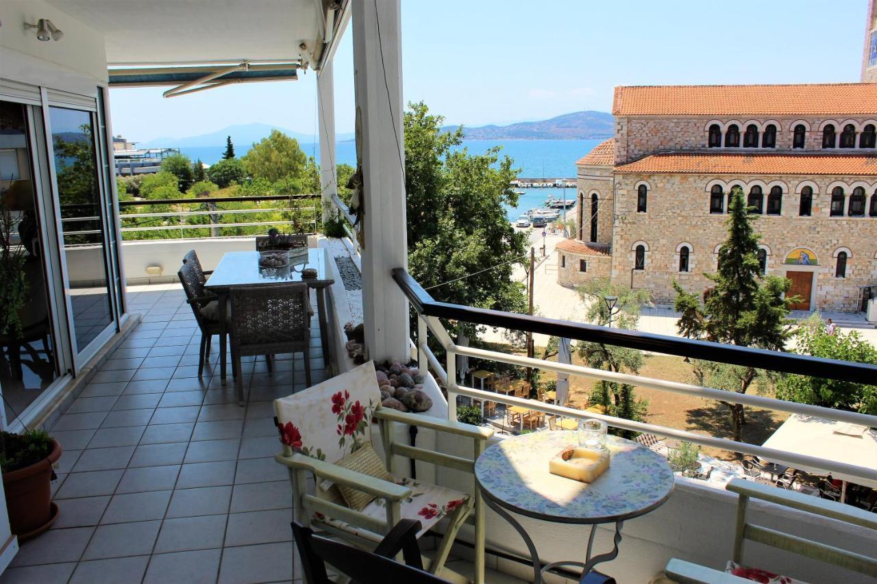 Luxury Sea View Apartment Волос Екстериор снимка