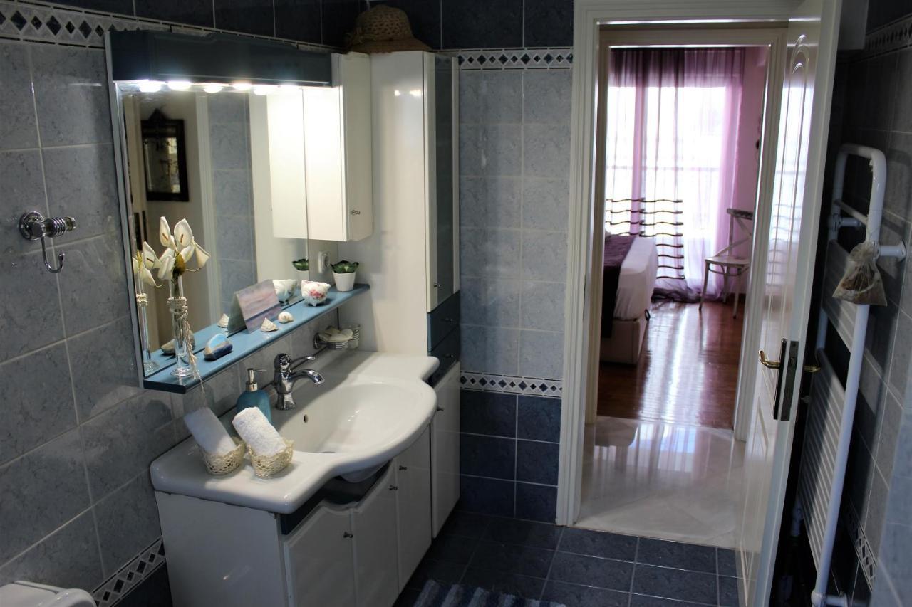 Luxury Sea View Apartment Волос Екстериор снимка